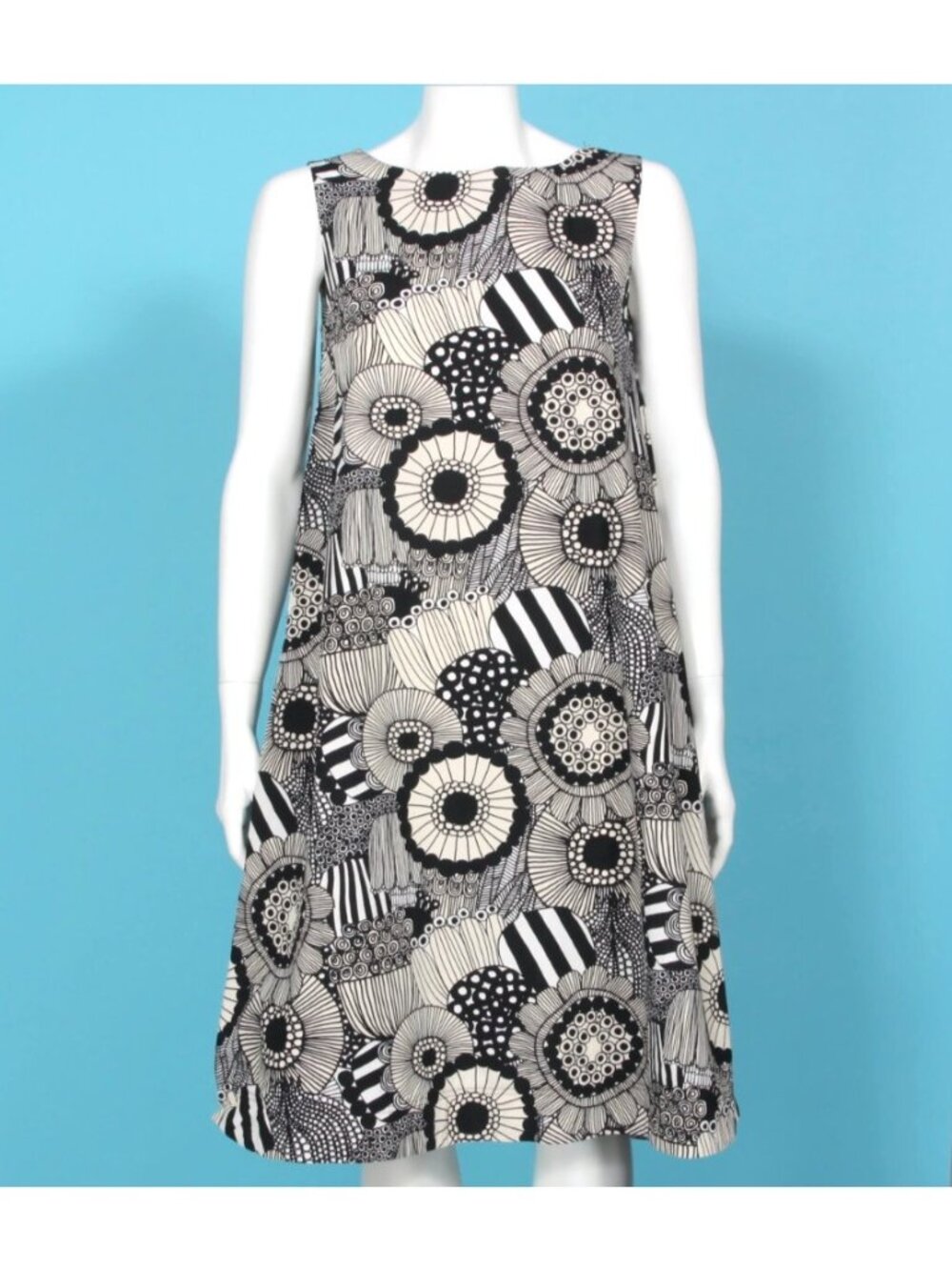 Marimekko For Uniqlo Womens Shift Dress Black White Floral Sleeveless XS /042